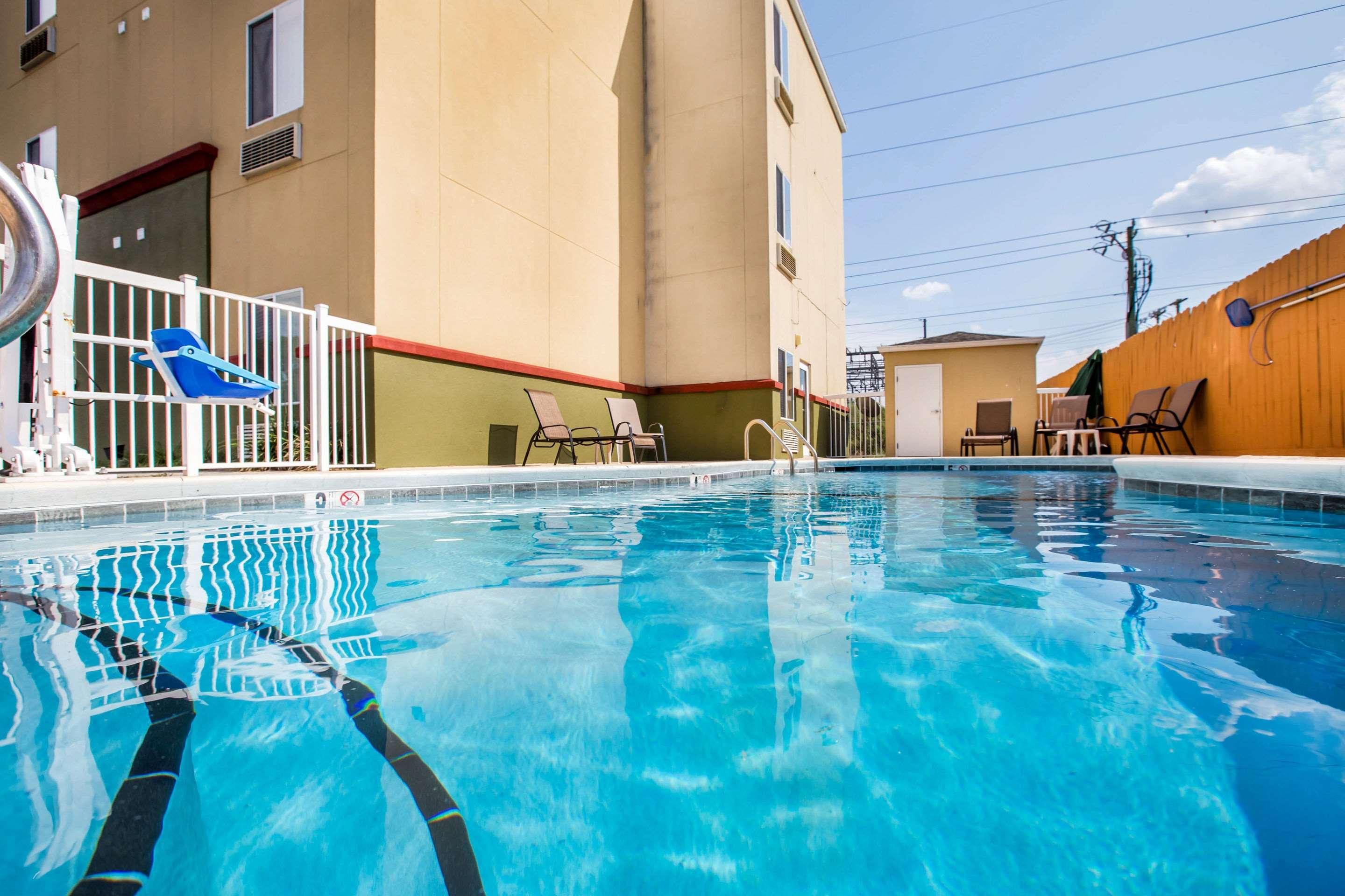 Econo Lodge Valdosta Zewnętrze zdjęcie