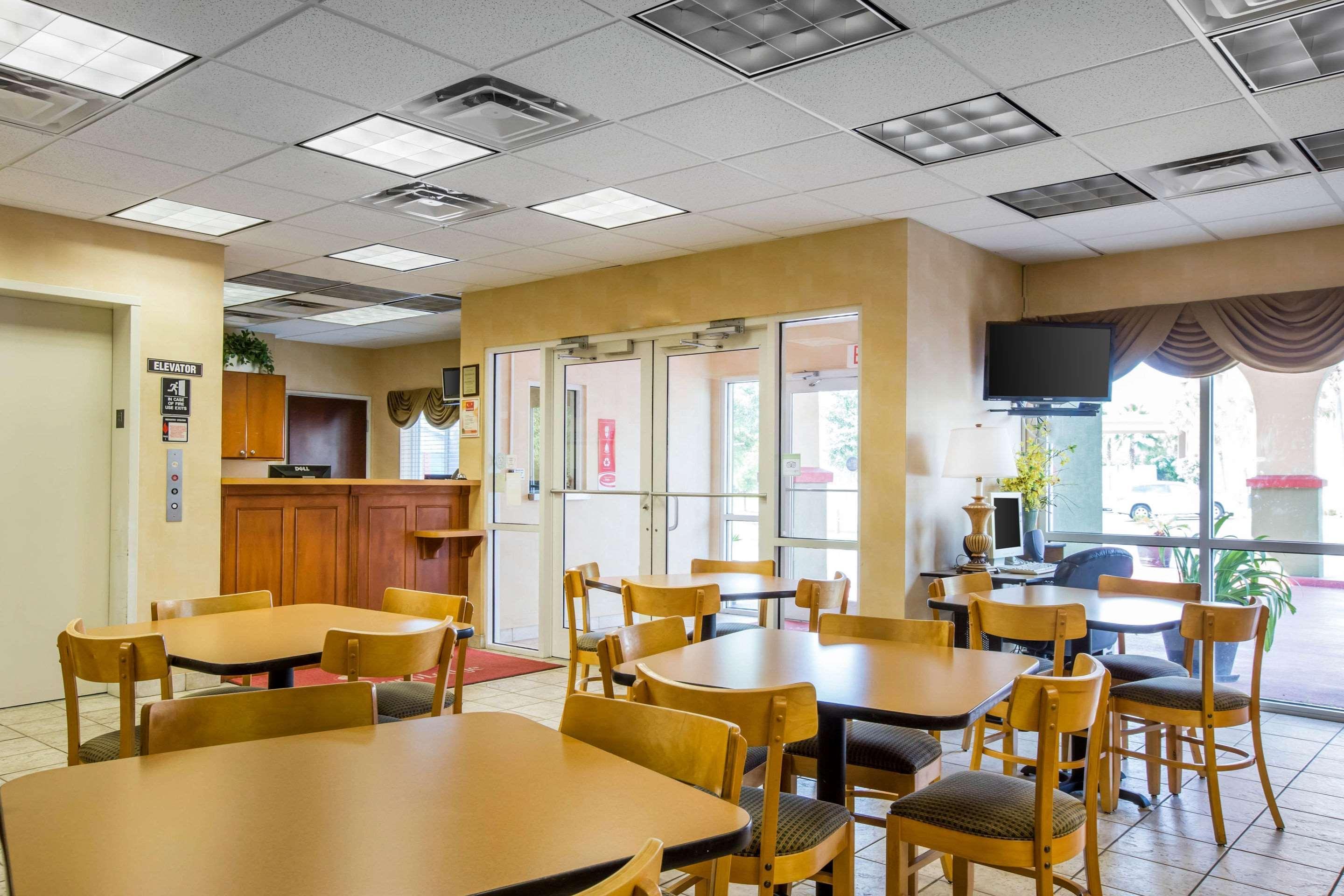 Econo Lodge Valdosta Zewnętrze zdjęcie