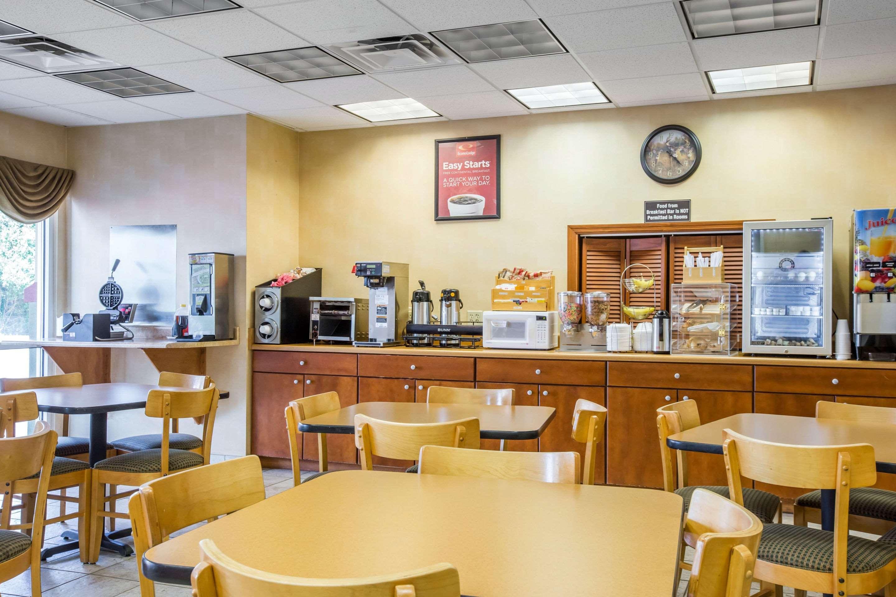 Econo Lodge Valdosta Zewnętrze zdjęcie